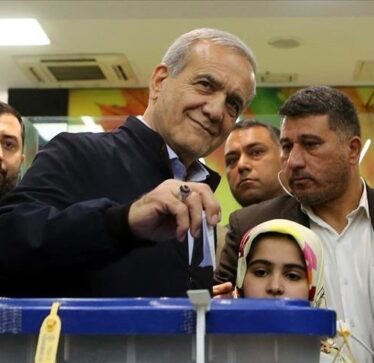 Iran, kandidati reformist Pezeshkian kryeson në zgjedhjet presidenciale