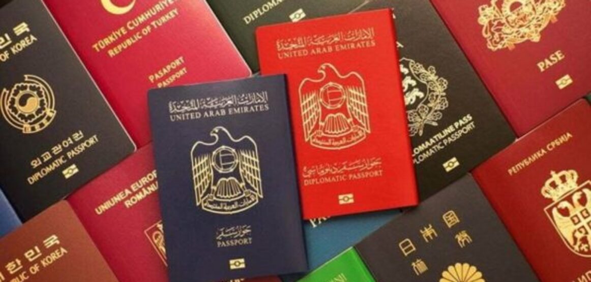 Pasaportat më të fuqishme në botë për vitin 2024, ku renditen Shqipëria dhe Kosova