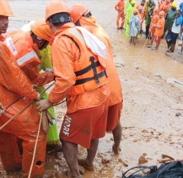 Rrëshqitje dheu në Indi, 84 persona humbën jetën