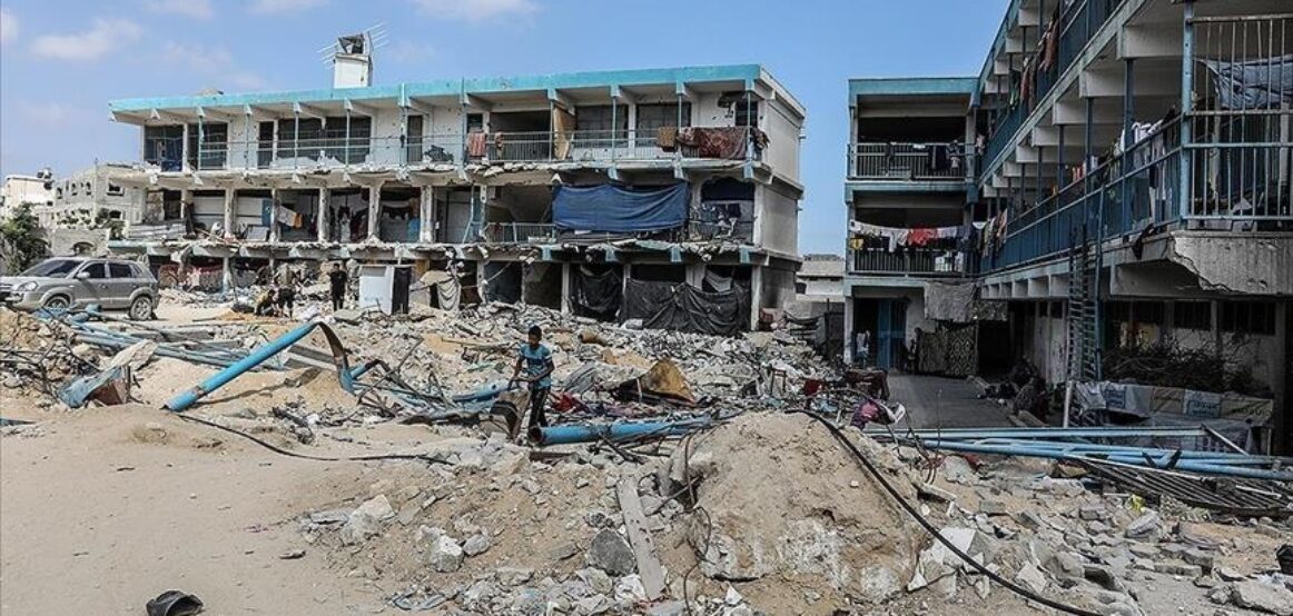 Izraeli bombardon disa rajone në Rripin e Gazës