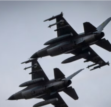 Avionët luftarakë F-16 ngjallin shpresa në Ukrainë