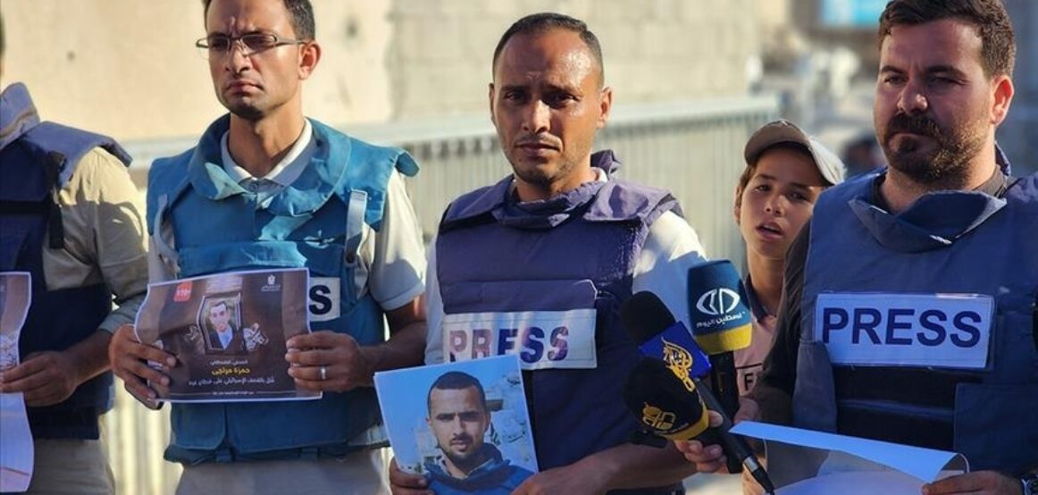 Rreth 60 organizata thirrje BE-së të zbatojë sanksione ndaj Izraelit i cili masakron gazetarët në Gaza