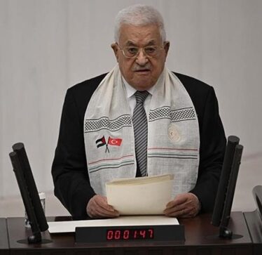 Abbas: Nuk ka mbetur zgjidhje, vendosëm që të gjithë anëtarët e administratës palestineze të shkojmë në Gaza