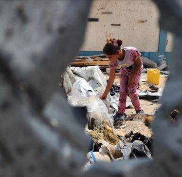 UNRWA: Fëmijët në Gaza dëshmitarë të “mizorive të papërshkrueshme” gjatë 300 ditëve të sulmeve izraelite