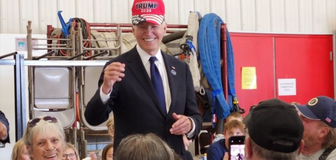 Bideni fotografohet me kapelën e Trumpit, Shtëpia e Bardhë arsyetohet