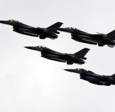 Avionë luftarakë izraelitë fluturuan ulët mbi Bejrut gjatë fjalimit të liderit të Hezbollahut
