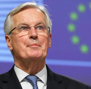 Macron emëron Michel Barnier si kryeministër të vendit