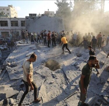 Izraeli sulmoi një shkollë të UNRWA-së në Gaza, vriten 18 persona, mes tyre gjashtë punonjës të OKB-së