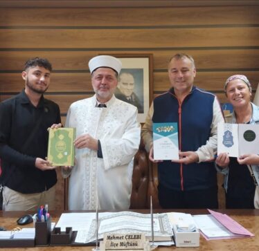 Shtetasi francez, David Zappone pranon fenë Islame në Turqi