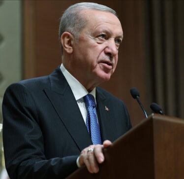 Erdoğan: Po jetojmë në ditë të turpshme për njerëzimin, 50.000 të pafajshëm janë vrarë brutalisht në Gaza