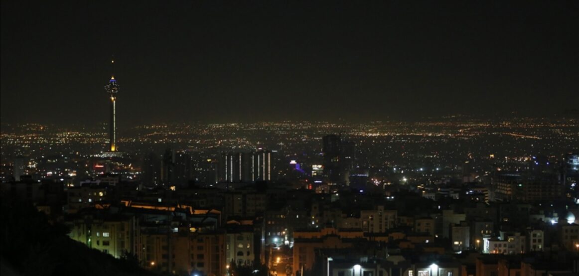 Ushtria izraelite përfundon sulmet ajrore kundër objekteve ushtarake iraniane