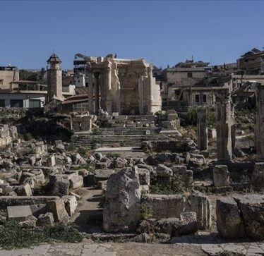Ushtria izraelite urdhëron civilët në qytetin Baalbek të Libanit të braktisin vendbanimet
