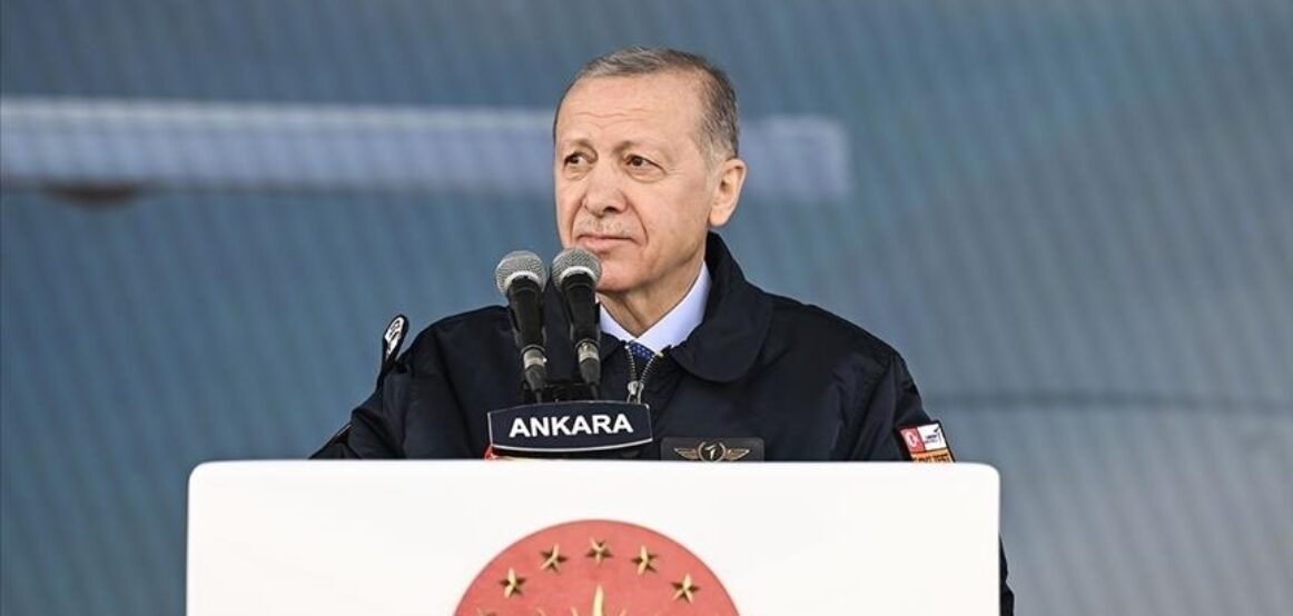 Erdoğan: Nuk do të ndalemi derisa të kemi një Turqi krejtësisht të pavarur në industrinë e mbrojtjes