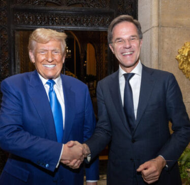 Shefi i NATO-s takohet me Trumpin – shumë pak dihet se çka diskutuan