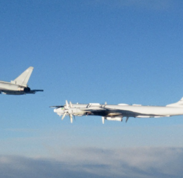 Mbretëria e Bashkuar ngrit në ajër aeroplanët luftarakë në përgjigje të aeroplanit rus që po shkonte drejt hapësirës ajrore të saj