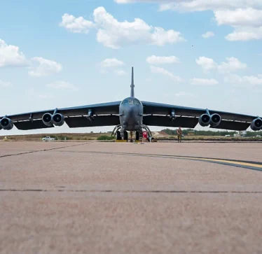 Shtetet e Bashkuara të Amerikës do të dislokojnë në Lindjen e Mesme gjashtë bombardues strategjikë B-52