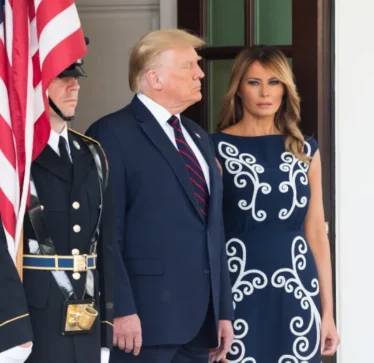 Melania Trump më herët e kishte krahasuar Shtëpinë e Bardhë me një burg, dhe tani po kthehet për katër vite të tjera
