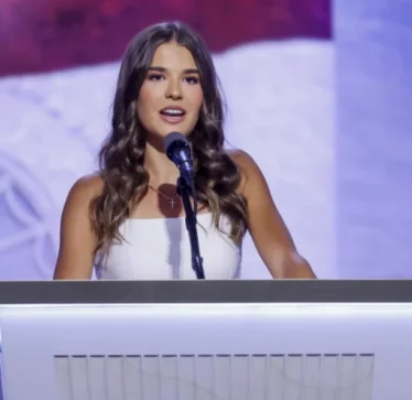 Mbesa e Trumpit Kai: Askush nuk punon dhe nuk kujdeset për amerikanët më shumë se gjyshi im
