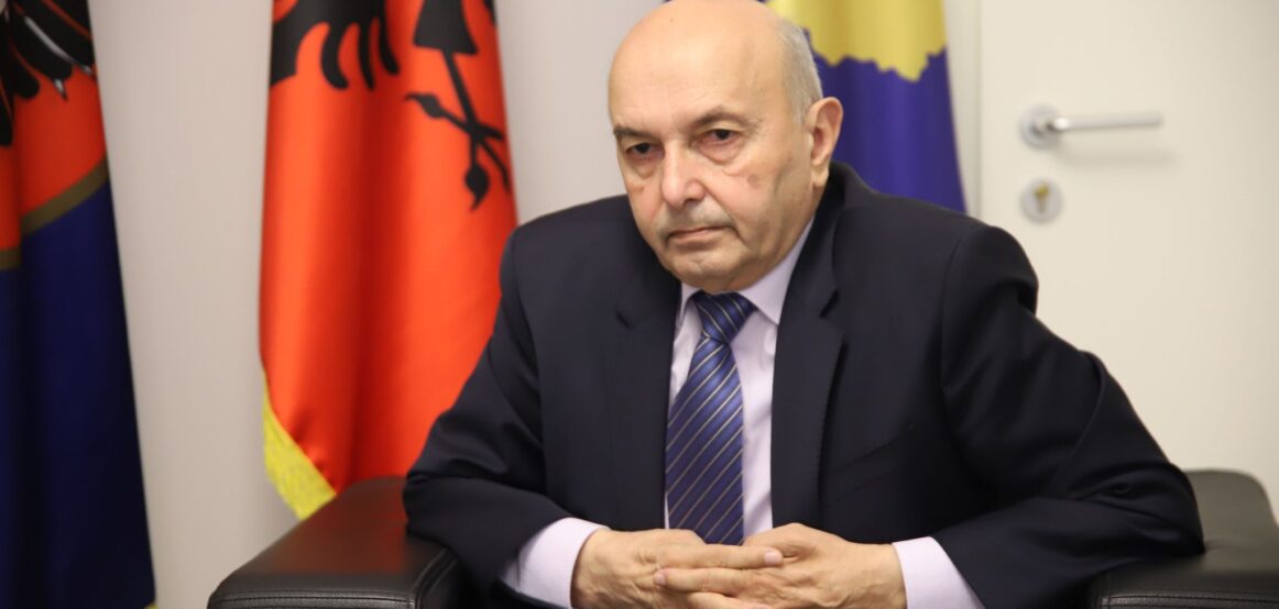 Mustafa: Kërkesat e Trump dikur shpërfilleshin nga ata që sot janë në Qeveri e Presidencë- të mbushemi mend se problemi jemi ne, jo ata