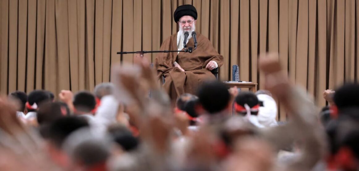 Khamenei bën thirrje për dënim me vdekje për liderët izraelitë