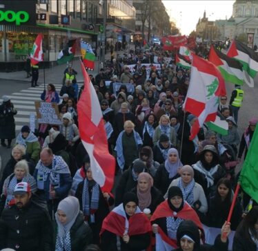 Stockholm, qindra qytetarë në protestë kundër sulmeve izraelite në Gaza, Liban dhe Iran