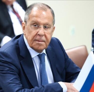 Rusia: Nisma e Turqise për bisedimet me Ukrainën dhe ringjalljen e marrëveshjes së drithit po shqyrtohet aktivisht