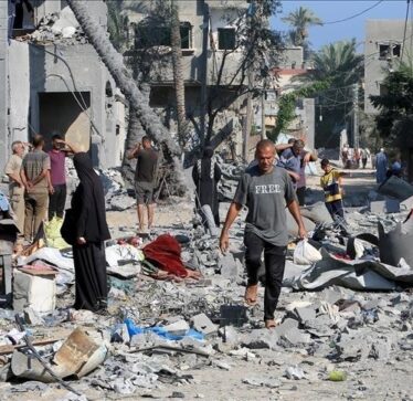 Sulmet izraelite në kampin palestinez në Liban shkaktojnë dhjetëra viktima