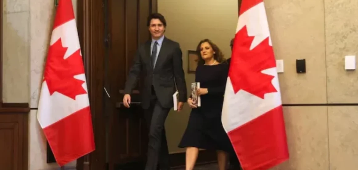 Ministrja e financave të Kanadasë jep dorëheqjen pas përplasjes me Trudeau
