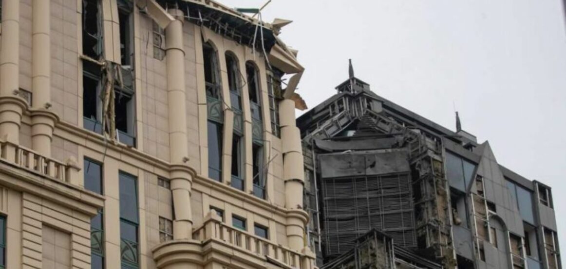 Bombardimet ruse godasin ambasadën e Shqipërisë në Kiev