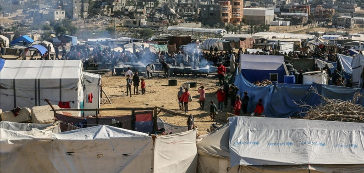 Izraeli “nuk do të lejojë” që palestinezët e zhvendosur të kthehen në Gazën veriore