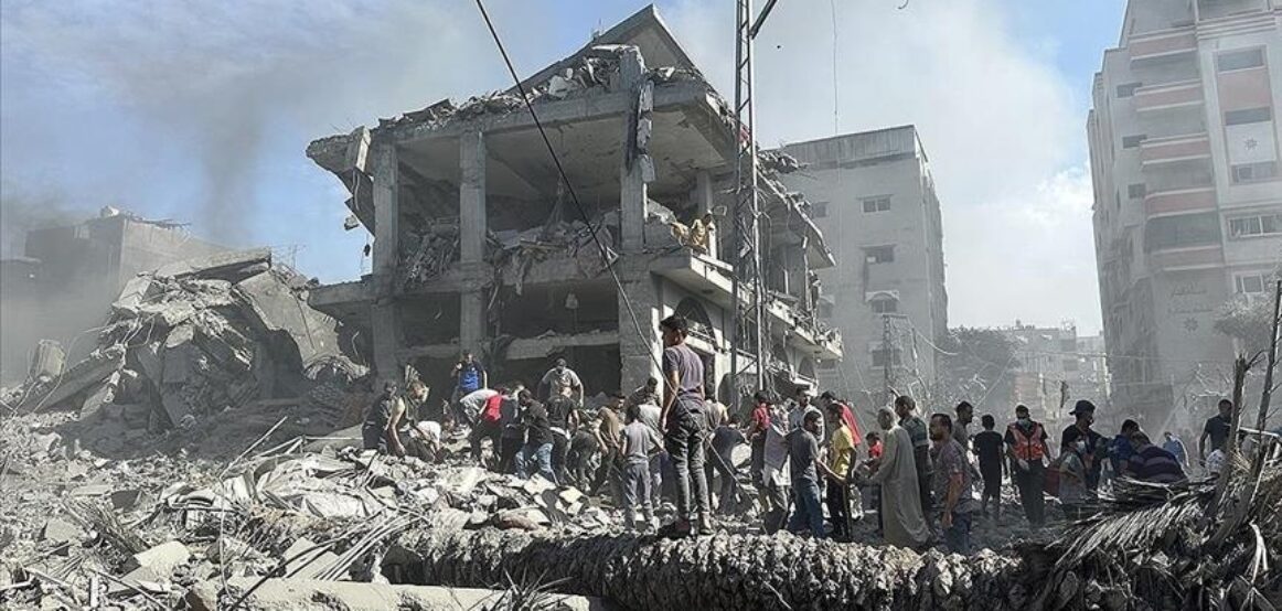 Sulmet e Izraelit përreth spitalit Kamal Adwan e përkeqësojnë situatën në spital