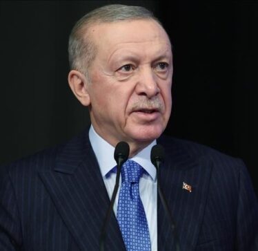 Erdoğan: Rruga që qeveria izraelite po ndjek “me këmbëngulje dhe kokëfortësi” nuk është rruga e drejtë