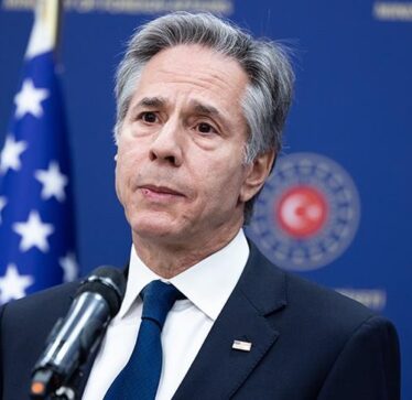 Blinken: Jemi të fokusuar për të çliruar popullin sirian nga prangat e Asadit