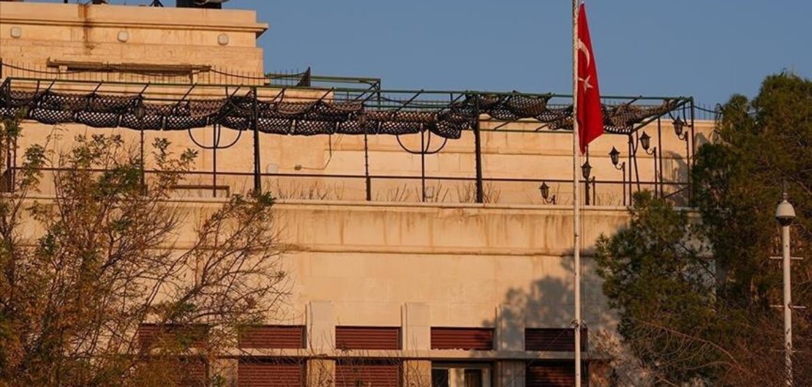 Pas 12 vjetësh, rihapet Ambasada e Turqisë në Damask