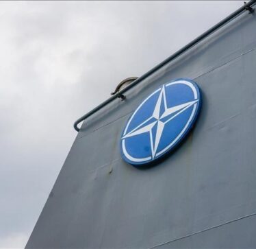 NATO dënon sulmet ruse ndaj Kievit, bën thirrje për ndërprerje të menjëhershme të luftimeve