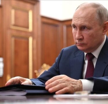Putin diskuton për situatën në Siri me homologun e tij iranian