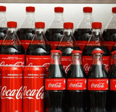 Coca-Cola urdhëron tërheqje masive të pijeve në Evropë