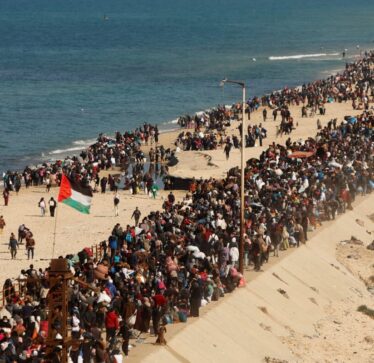 Dhjetëra mijëra palestinezë kthehen në veri të Gazës, radikalët izraelitë të zemëruar
