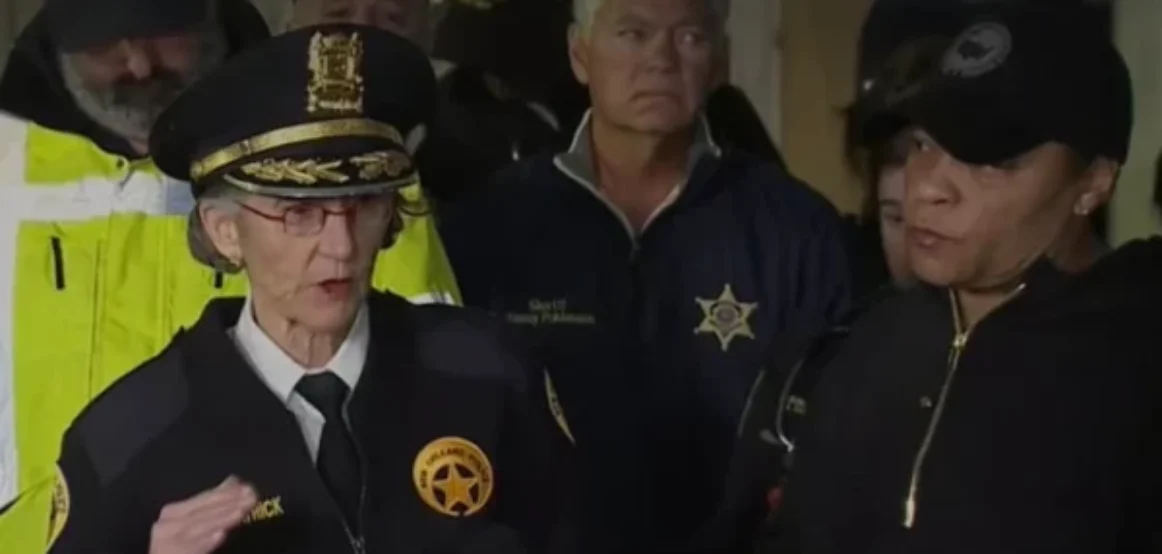 Kryeinspektorja në New Orleans: Kamioni hyri qëllimshëm në turmë, shoferi shtiu me armë drejt policëve