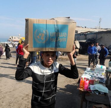 Izraeli planifikon të kufizojë ndihmën humanitare për Gazën pas inaugurimit të Trump-it