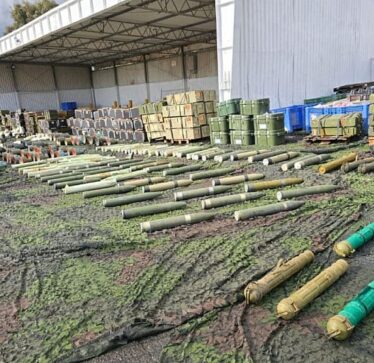 Izraeli i ofron Ukrainës raketa dhe armë të konfiskuara nga Hezbollahu
