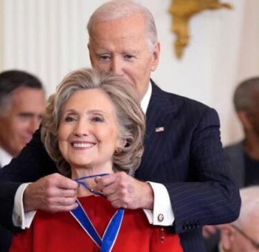 Clinton, Soros dhe Bono në mesin e të nderuarve me Medalje të Lirisë