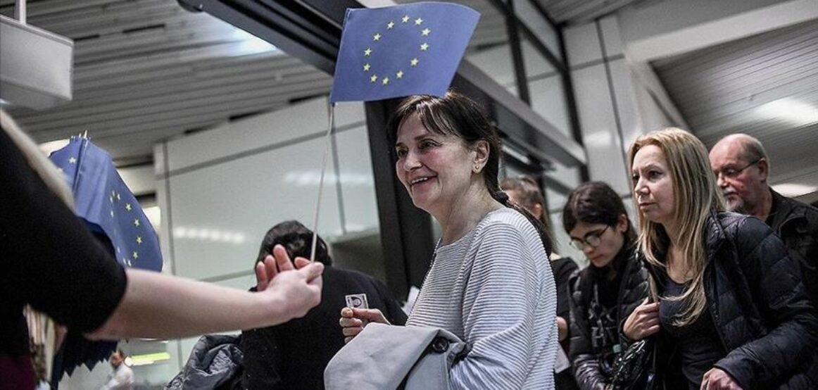 Bullgaria dhe Rumania bëhen anëtare të plota të zonës Shengen