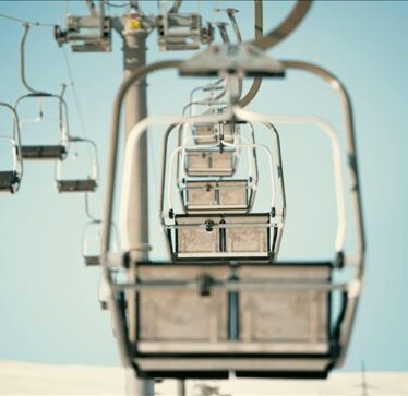 Të paktën 30 të plagosur në një aksident të ski liftit në resortin spanjoll