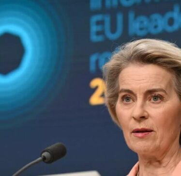 BE-ja është e gatshme për “negociatat e ashpra” me Trumpin, thotë Von der Leyen mes frikës për tarifat