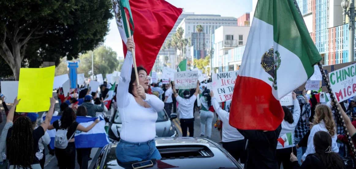 Protesta të mëdha në mbarë SHBA-në: Mijëra njerëz dolën në rrugë për shkak të deportimeve masive