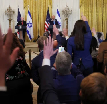 Gazetare amerikane me pyetje tronditëse për Trumpin: Kush ju dha të drejtën të merrni kontrollin e Gazës?