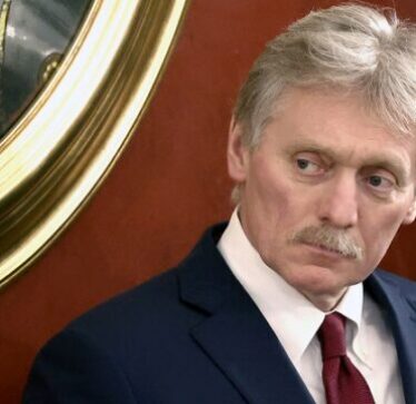 Ukraina do të marrë pjesë në negociata, thotë zëdhënësi i Kremlinit