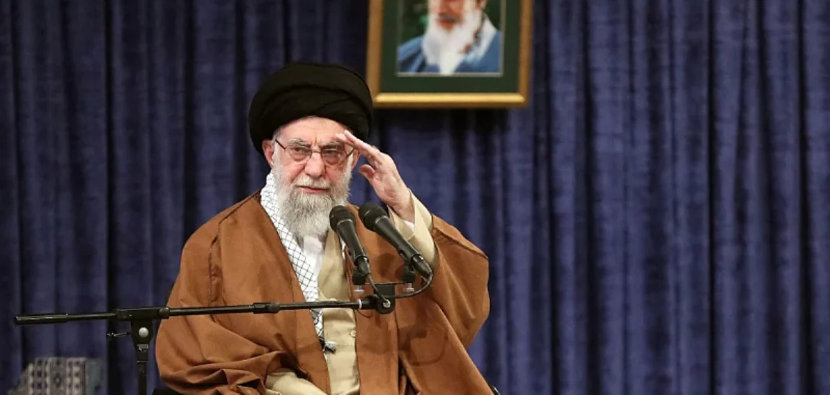 Trupa Revolucionare e Iranit kërkon nga lideri suprem që të tërheqë fetvanë që ndalon armët bërthamore