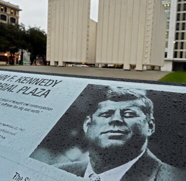 FBI gjeti 2.400 dokumente të fshehura mbi atentatin ndaj John F. Kennedy
